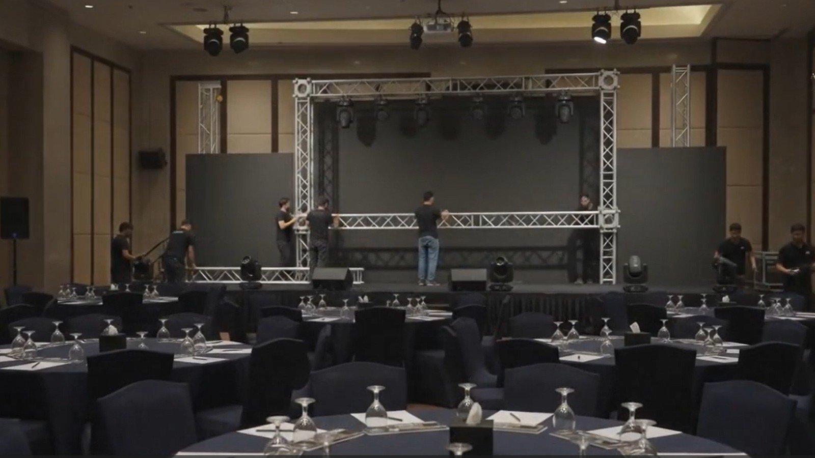 CORPORATE EVENTS & CONFERENCES